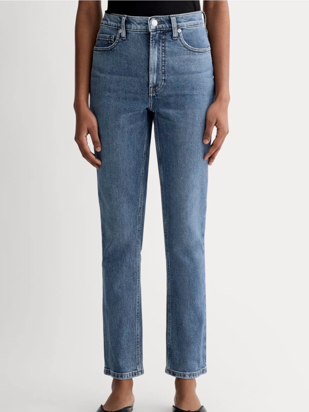 Everlane The Original Cheeky Jean in Medium Washed | Size 33 Crop